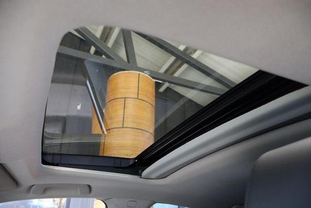 2023 acura integra base
