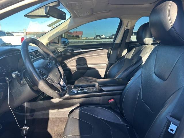2019 ford fusion titanium