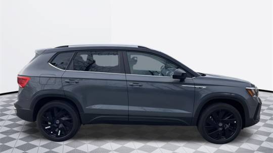 2024 Volkswagen Taos