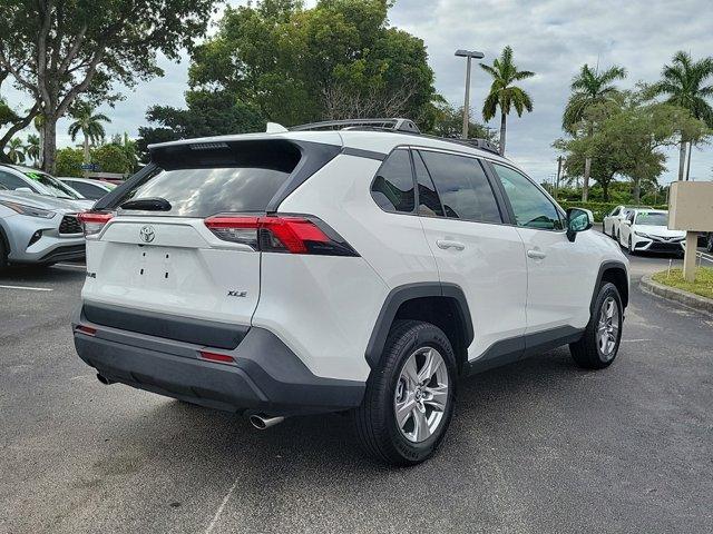 2023 toyota rav4 xle
