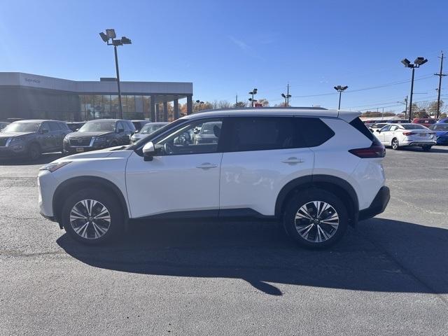2021 nissan rogue sv