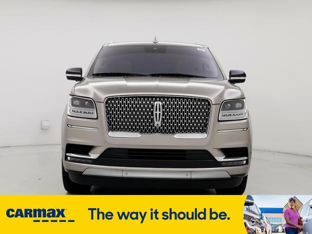 2019 lincoln navigator select