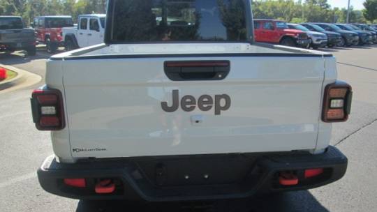 2024 Jeep Gladiator