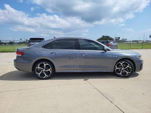 2020 volkswagen passat in south bend, indiana