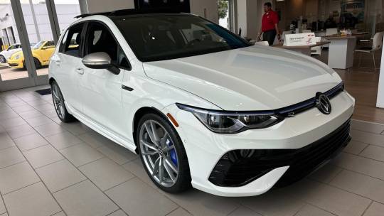 new 2024 volkswagen golf r manual