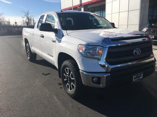 2015 toyota tundra sr 4x4 sr 4dr double cab pickup sb (5.7l v8 for sale in hartford, connecticut