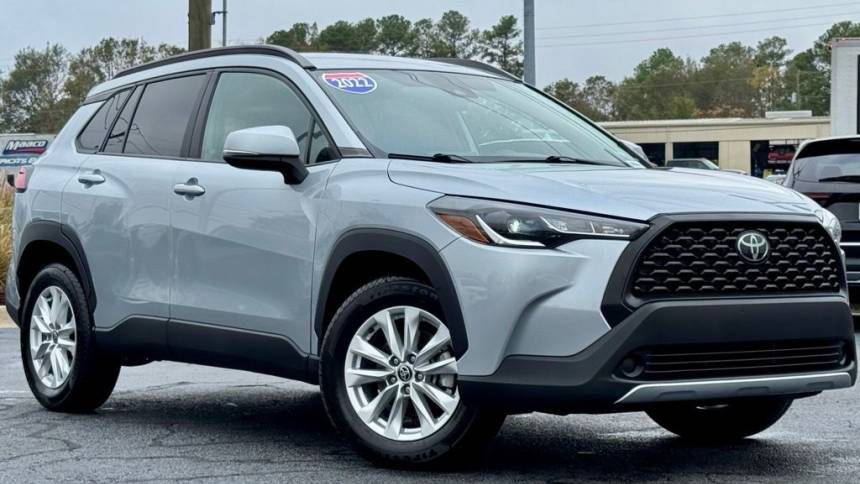 2022 toyota corolla cross le