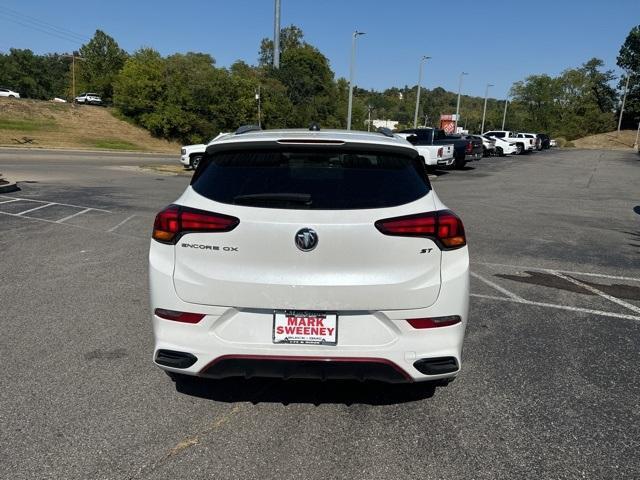 2022 buick encore gx select