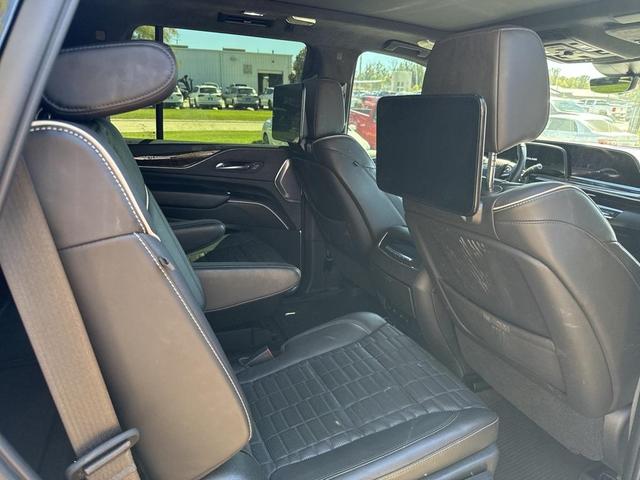 2021 cadillac escalade sport platinum