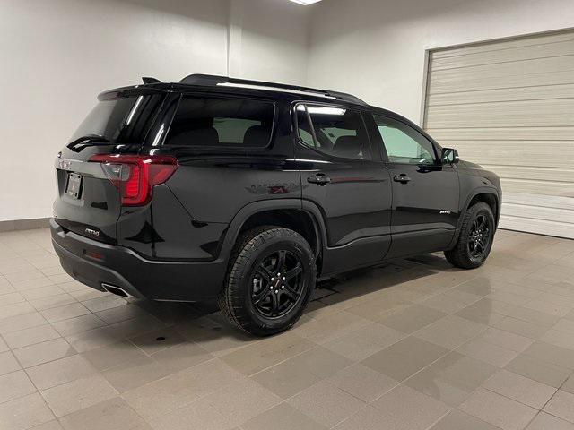 2023 gmc acadia awd at4