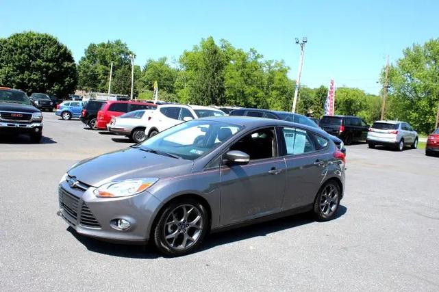 2014 ford focus se