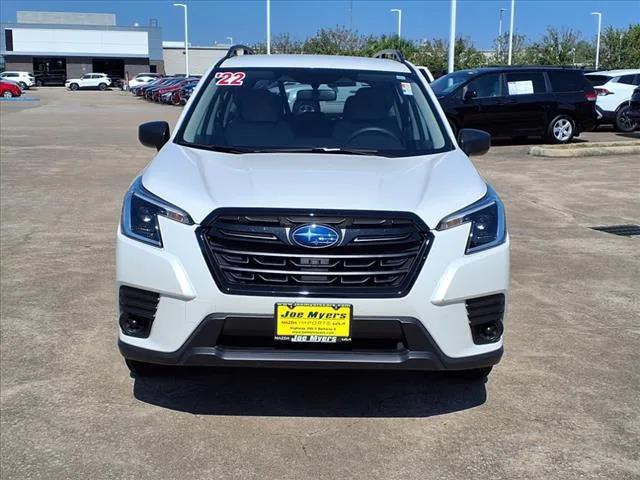 2022 subaru forester base