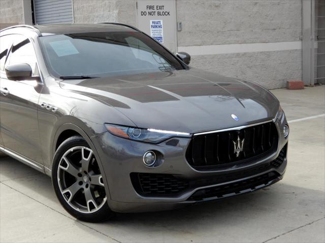 2017 maserati levante base