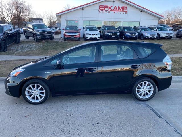 2012 toyota prius v five