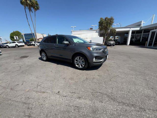 2022 ford edge titanium