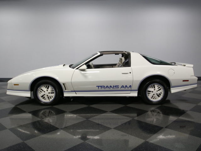 rare 15th anniv, 5.0 ho, auto 700r4,low actual miles, recaro int, collectable!!