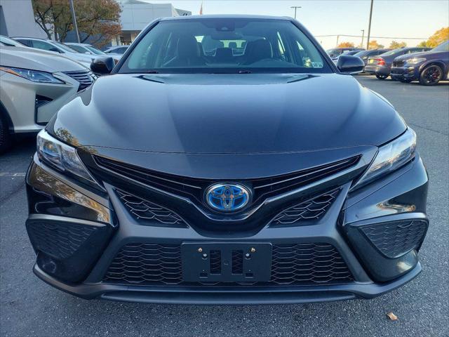 2022 toyota camry nightshade edition hybrid