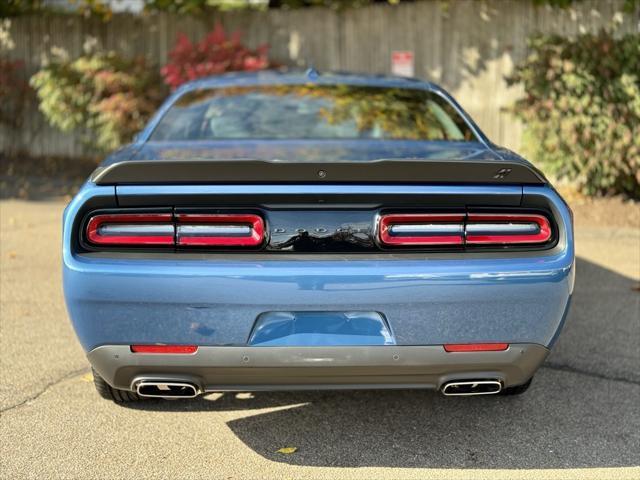 2022 dodge challenger gt