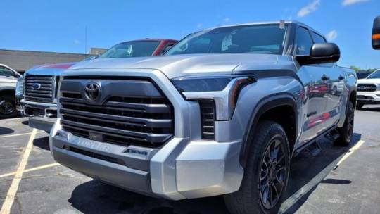 2023 toyota tundra sr5