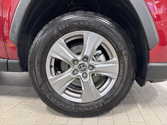 2024 toyota rav4 xle