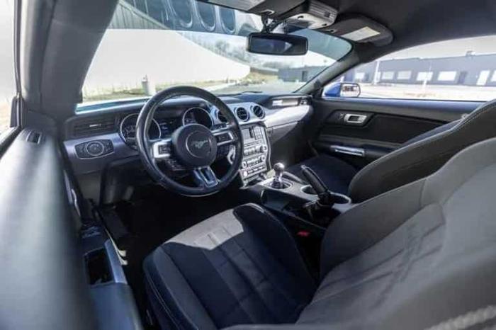 2018 ford mustang gt premium 2dr fastback in corcoran, minnesota