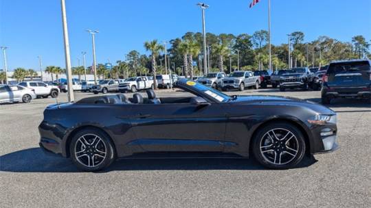 2022 Ford Mustang
