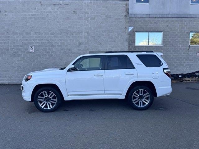 2022 toyota 4runner trd sport