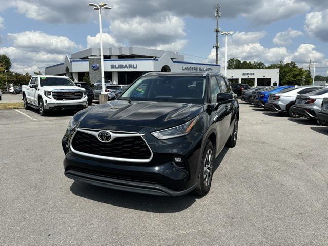2021 toyota highlander xle