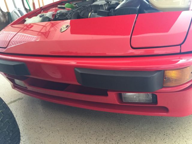1983 porsche 944 (reserve reduced 10/1)
