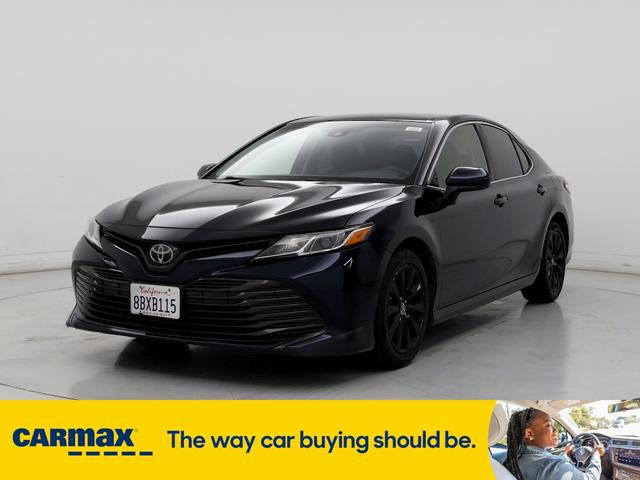 2018 toyota camry le