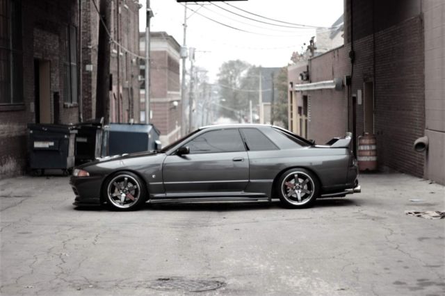 1990 excellent condition r32 gtr with tasteful modifications