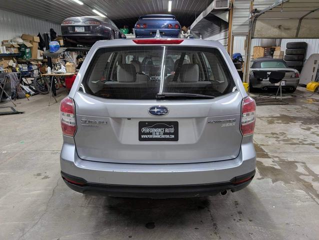 2016 subaru forester 2.5i