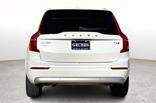2022 volvo xc90 t6 momentum 6 passenger