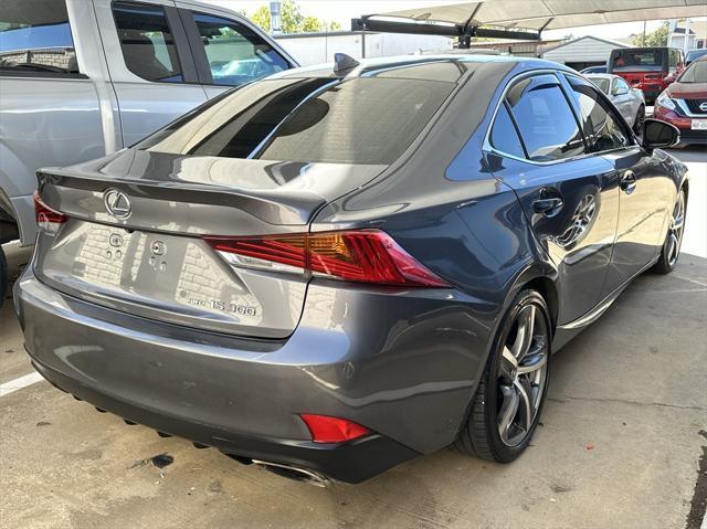 2017 lexus is 300 base