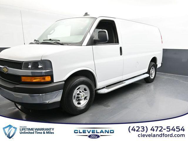 2022 chevrolet express 2500 work van