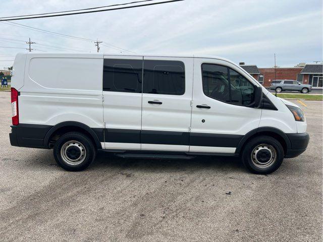 2015 ford transit-150 base