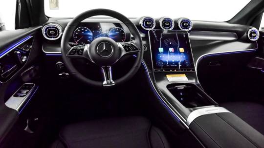 2025 Mercedes-Benz GLC