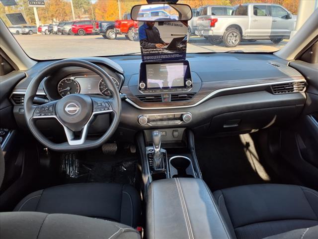 2023 nissan altima 2.5 sv