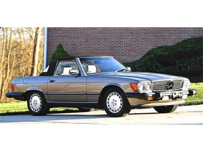 1989 mercedes-benz 560 in solon, ohio