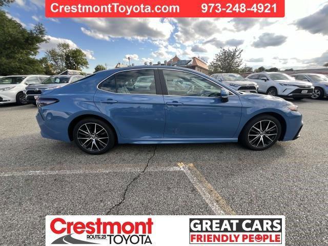 2024 toyota camry se