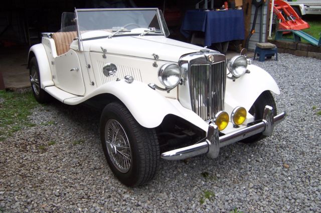 1951 mg-td replica kit by classic roadsters, ltd built on 1978 chevette not vw
