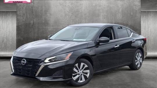 2025 Nissan Altima