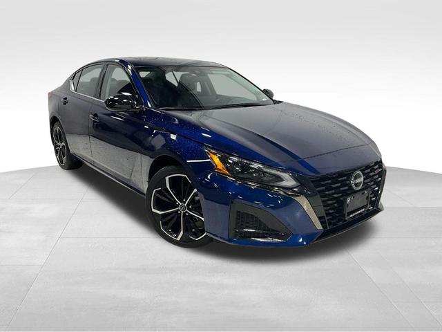 2023 nissan altima 2.5 sr