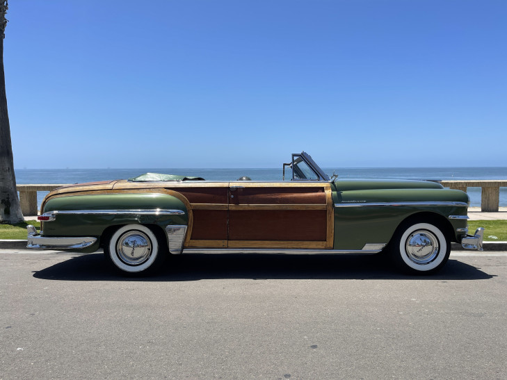 chrysler town & country