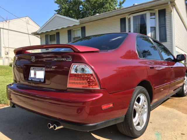 1994 honda accord ex 4 door 4 cylinder excellent condition 208+k miles