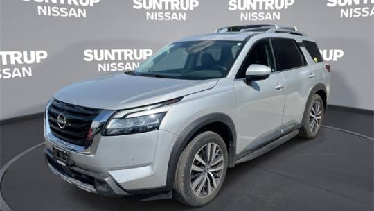 2022 nissan pathfinder platinum