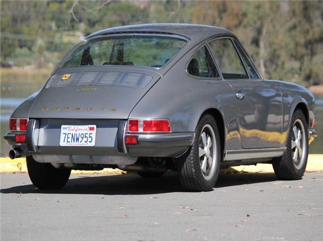 1971 porsche 911t 47,000 miles very nice drives great excellent
