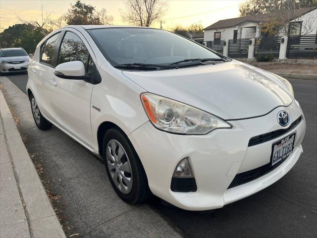 2012 toyota prius c two