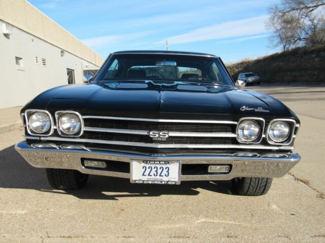 1969 chevrolet chevelle malibu ss396 0 black ss396 8 cyl 4 speed auto