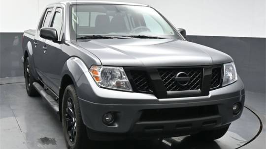 2020 Nissan Navara (Frontier) midnight edition